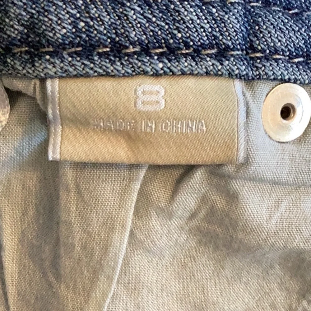 Michael Kors medium wash denim blue jeans, women’s size 8